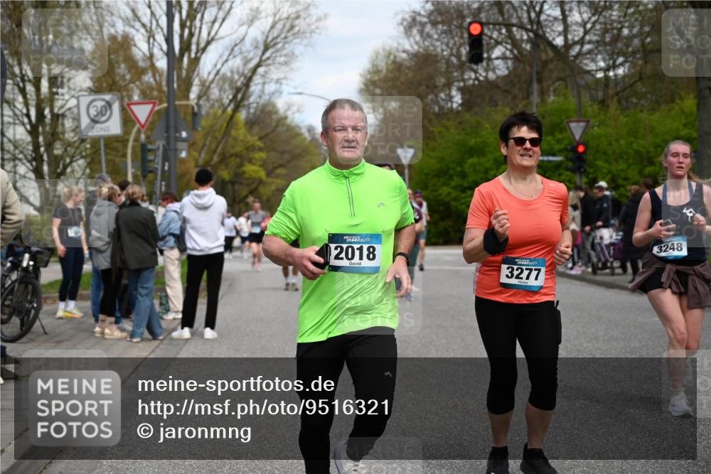 12.04.2026 - 45. Internationalen Wilhelmsburger Insellauf J. Mangold http://msf.ph/oto/9516321 12.04.2026 13:18:05 Ziel 5465, 4998, 5332, 4203, 4202, 5836, 2759, 4487, 2833, 3879, 3630, 5714, 4213, 2516, 2517, 4031, 3694, 2018, 2018, 2961, 3248, 2570, 2573, 3277, 3828, 4948, 5488, 5663, 5663, 4727, 5541, 4153, 3528, 3527, 4400, 4403, 4556, 4626, 2019, 3940, 3482 meine-sportfotos.de