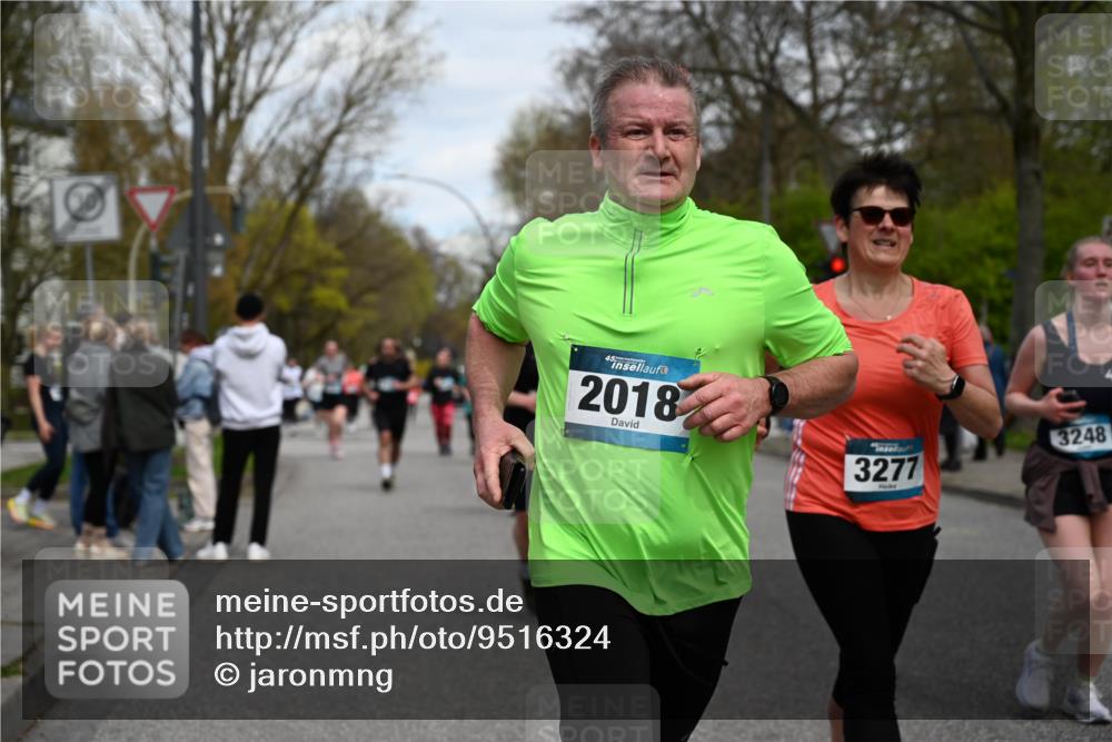 12.04.2026 - 45. Internationalen Wilhelmsburger Insellauf J. Mangold http://msf.ph/oto/9516324 12.04.2026 13:18:05 Ziel 5465, 4998, 5332, 4203, 4202, 5836, 2759, 4487, 2833, 3879, 3630, 5714, 4213, 2516, 2517, 4031, 3694, 2018, 2018, 2961, 3248, 2570, 2573, 3277, 3828, 4948, 5488, 5663, 5663, 4727, 5541, 4153, 3528, 3527, 4400, 4403, 4556, 4626, 2019, 3940, 3482 meine-sportfotos.de