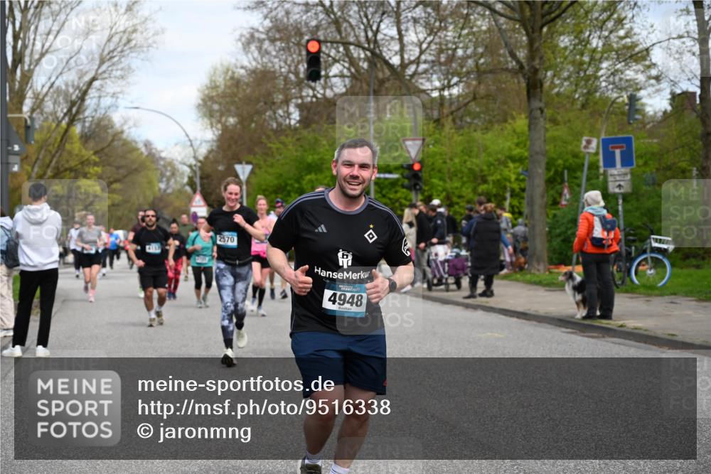 12.04.2026 - 45. Internationalen Wilhelmsburger Insellauf J. Mangold http://msf.ph/oto/9516338 12.04.2026 13:18:07 Ziel 5332, 4203, 4202, 5836, 2759, 4487, 2833, 3879, 3630, 5714, 4213, 2516, 2517, 4031, 3694, 2018, 2961, 2961, 3248, 2570, 2573, 3277, 3828, 4948, 5488, 5663, 4727, 5541, 4153, 4727, 5541, 4153, 3528, 3527, 4400, 4403, 4556, 4626, 2019, 3940, 3482 meine-sportfotos.de