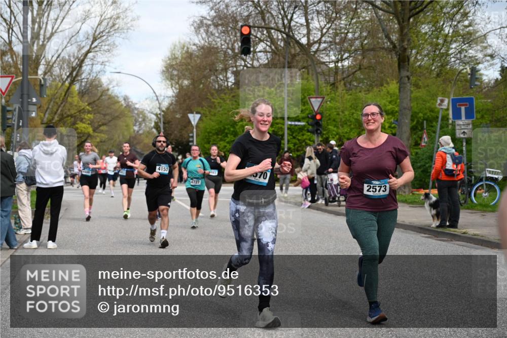 12.04.2026 - 45. Internationalen Wilhelmsburger Insellauf J. Mangold http://msf.ph/oto/9516353 12.04.2026 13:18:08 Ziel 4203, 4202, 5836, 2759, 4487, 2833, 3879, 3630, 5714, 4213, 2516, 2517, 4031, 3694, 2018, 2961, 3248, 3248, 2570, 2573, 3277, 3828, 4948, 5488, 5663, 4727, 5541, 4153, 3528, 3527, 4400, 4403, 3528, 3527, 4400, 4403, 4556, 4626, 2019, 3940, 3482 meine-sportfotos.de