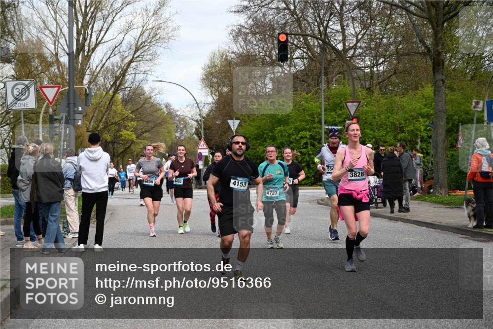 12.04.2026 - 45. Internationalen Wilhelmsburger Insellauf J. Mangold http://msf.ph/oto/9516366 12.04.2026 13:18:10 Ziel 4203, 4202, 5836, 2759, 4487, 2833, 3879, 3630, 5714, 4213, 2516, 2517, 4031, 3694, 2018, 2961, 3248, 2570, 2573, 3277, 3828, 4948, 5488, 5663, 4727, 5541, 4153, 3528, 3527, 4400, 4403, 4556, 4626, 2019, 3940, 3482, 3524 meine-sportfotos.de