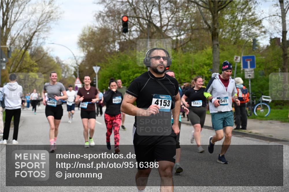 12.04.2026 - 45. Internationalen Wilhelmsburger Insellauf J. Mangold http://msf.ph/oto/9516386 12.04.2026 13:18:12 Ziel 4487, 2833, 3879, 3630, 5714, 4213, 2516, 2517, 4031, 3694, 2018, 2961, 3248, 2570, 2573, 3277, 3277, 3828, 4948, 5488, 5663, 4727, 5541, 4153, 3528, 3527, 4400, 4403, 4556, 4626, 4626, 2019, 3940, 3482, 3524, 2572, 3587, 4734 meine-sportfotos.de