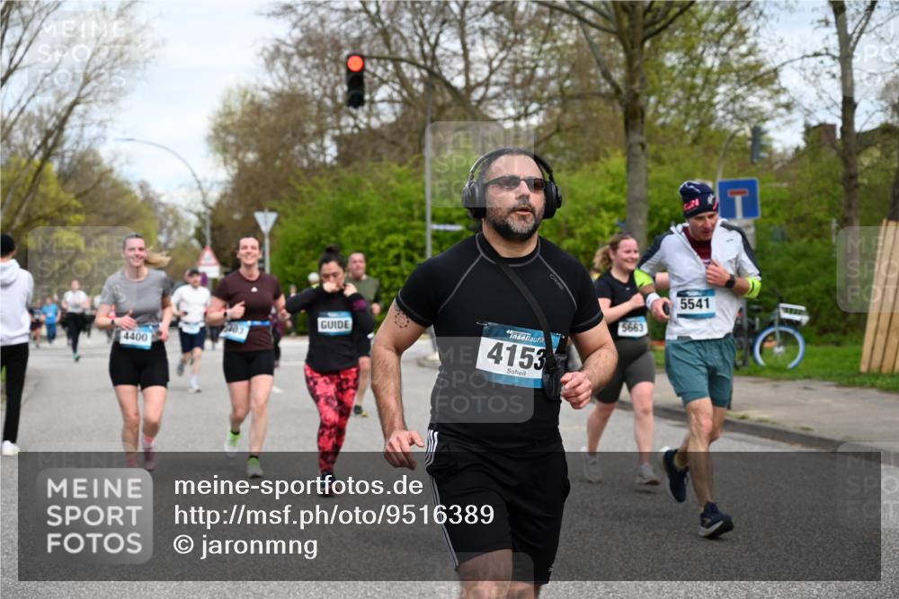 12.04.2026 - 45. Internationalen Wilhelmsburger Insellauf J. Mangold http://msf.ph/oto/9516389 12.04.2026 13:18:12 Ziel 4487, 2833, 3879, 3630, 5714, 4213, 2516, 2517, 4031, 3694, 2018, 2961, 3248, 2570, 2573, 3277, 3277, 3828, 4948, 5488, 5663, 4727, 5541, 4153, 3528, 3527, 4400, 4403, 4556, 4626, 4626, 2019, 3940, 3482, 3524, 2572, 3587, 4734 meine-sportfotos.de