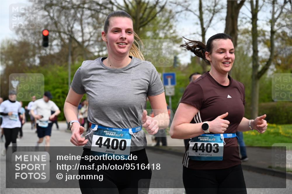 12.04.2026 - 45. Internationalen Wilhelmsburger Insellauf J. Mangold http://msf.ph/oto/9516418 12.04.2026 13:18:16 Ziel 2833, 3879, 3630, 5714, 4213, 2516, 2517, 4031, 3694, 2018, 2961, 3248, 2570, 2573, 3277, 3828, 4948, 5488, 5663, 4727, 5541, 4153, 3528, 3527, 4400, 4403, 4556, 4626, 2019, 3940, 3482, 3524, 2572, 3587, 4734 meine-sportfotos.de