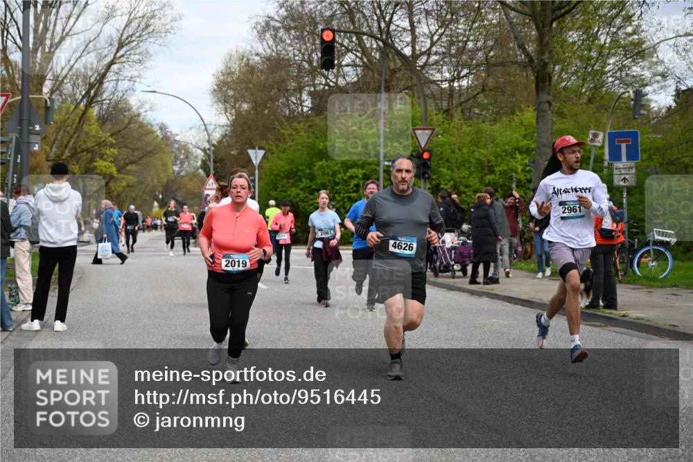 12.04.2026 - 45. Internationalen Wilhelmsburger Insellauf J. Mangold http://msf.ph/oto/9516445 12.04.2026 13:18:20 Ziel 3630, 5714, 4213, 2516, 2517, 4031, 3694, 2018, 2961, 3248, 2570, 2573, 3277, 3828, 4948, 5488, 5663, 4727, 5541, 4153, 3528, 3527, 4400, 4403, 3528, 3527, 4400, 4403, 4556, 4626, 2019, 3940, 3482, 3524, 2572, 3587, 4734, 2061, 4020 meine-sportfotos.de