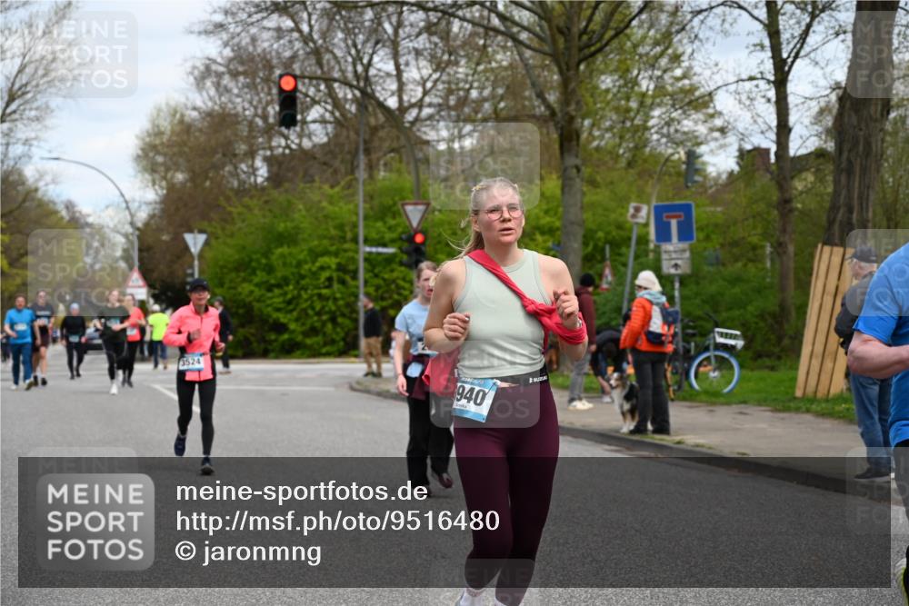 12.04.2026 - 45. Internationalen Wilhelmsburger Insellauf J. Mangold http://msf.ph/oto/9516480 12.04.2026 13:18:24 Ziel 2516, 2517, 4031, 3694, 2018, 2961, 3248, 2570, 2573, 3277, 3828, 4948, 5488, 5663, 4727, 5541, 4153, 3528, 3527, 4400, 4403, 4556, 4626, 4626, 2019, 3940, 3482, 3524, 2572, 3587, 4734, 3587, 4734, 2061, 4020, 5849, 4639, 3809, 4660 meine-sportfotos.de