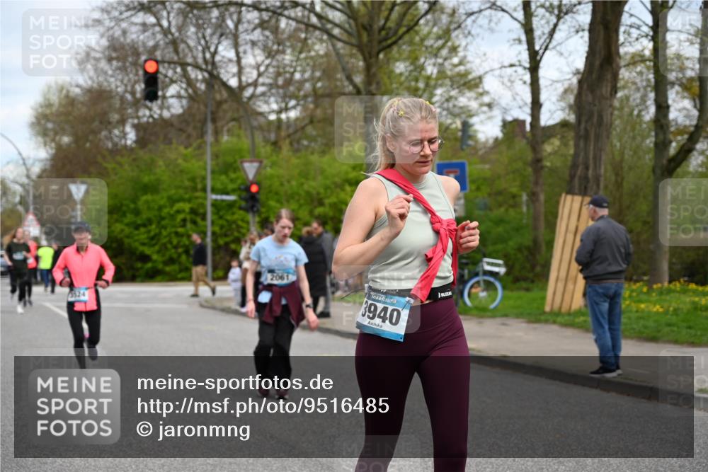 12.04.2026 - 45. Internationalen Wilhelmsburger Insellauf J. Mangold http://msf.ph/oto/9516485 12.04.2026 13:18:24 Ziel 2516, 2517, 4031, 3694, 2018, 2961, 3248, 2570, 2573, 3277, 3828, 4948, 5488, 5663, 4727, 5541, 4153, 3528, 3527, 4400, 4403, 4556, 4626, 4626, 2019, 3940, 3482, 3524, 2572, 3587, 4734, 3587, 4734, 2061, 4020, 5849, 4639, 3809, 4660 meine-sportfotos.de