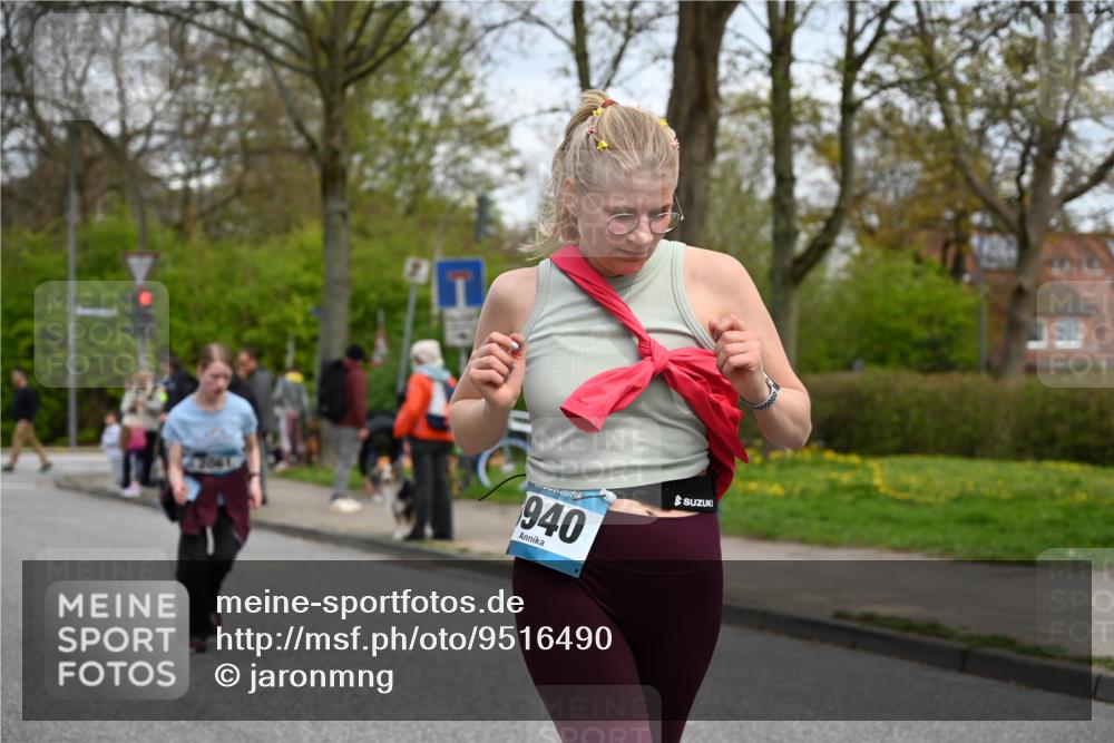 12.04.2026 - 45. Internationalen Wilhelmsburger Insellauf J. Mangold http://msf.ph/oto/9516490 12.04.2026 13:18:25 Ziel 2516, 2517, 4031, 3694, 2018, 2961, 3248, 2570, 2573, 3277, 3828, 4948, 5488, 5663, 4727, 5541, 4153, 3528, 3527, 4400, 4403, 4556, 4626, 2019, 3940, 3482, 3524, 2572, 3587, 4734, 2061, 4020, 5849, 4639, 3809, 4660, 2174 meine-sportfotos.de