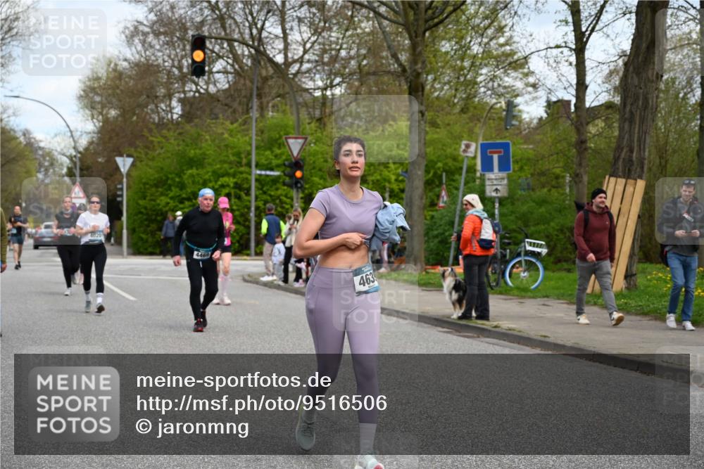 12.04.2026 - 45. Internationalen Wilhelmsburger Insellauf J. Mangold http://msf.ph/oto/9516506 12.04.2026 13:18:38 Ziel 3828, 4948, 5488, 5663, 4727, 5541, 4153, 3528, 3527, 4400, 4403, 4556, 4626, 2019, 3940, 3482, 3524, 2572, 3587, 4734, 2061, 4020, 5849, 4639, 3809, 4660, 2174, 5019, 4543, 4793, 5786, 4112, 3071 meine-sportfotos.de