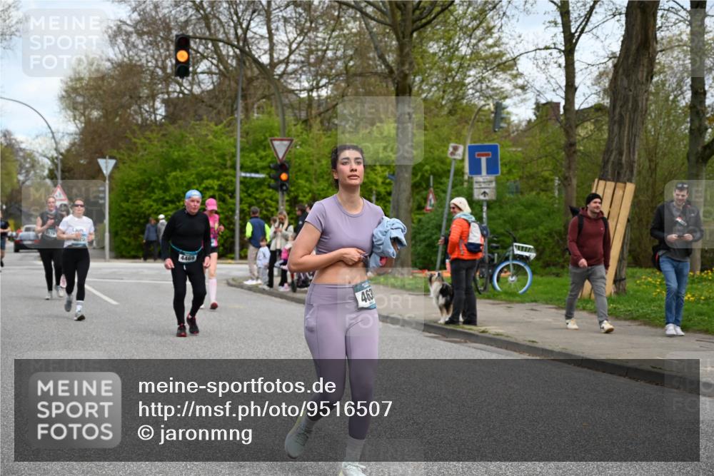 12.04.2026 - 45. Internationalen Wilhelmsburger Insellauf J. Mangold http://msf.ph/oto/9516507 12.04.2026 13:18:38 Ziel 3828, 4948, 5488, 5663, 4727, 5541, 4153, 3528, 3527, 4400, 4403, 4556, 4626, 2019, 3940, 3482, 3524, 2572, 3587, 4734, 2061, 4020, 5849, 4639, 3809, 4660, 2174, 5019, 4543, 4793, 5786, 4112, 3071 meine-sportfotos.de