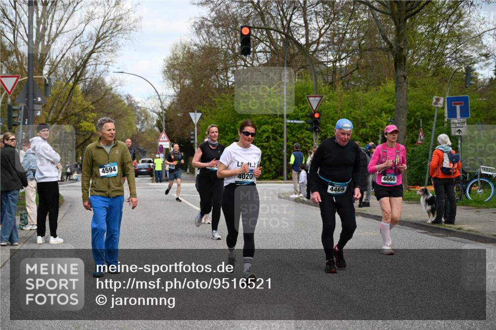 12.04.2026 - 45. Internationalen Wilhelmsburger Insellauf J. Mangold http://msf.ph/oto/9516521 12.04.2026 13:18:41 Ziel 5663, 4727, 5541, 4153, 3528, 3527, 4400, 4403, 4556, 4626, 2019, 3940, 3482, 3524, 2572, 3587, 4734, 2061, 2061, 4020, 5849, 4639, 3809, 4660, 2174, 5019, 4543, 4793, 5786, 4112, 3071 meine-sportfotos.de