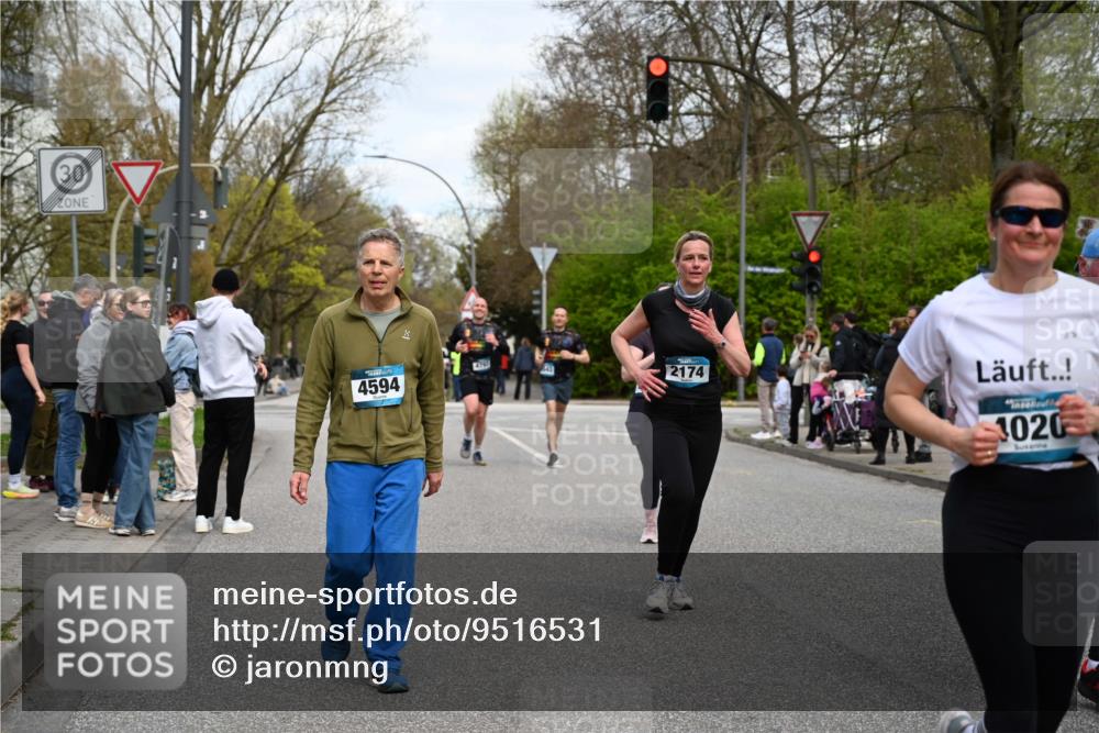 12.04.2026 - 45. Internationalen Wilhelmsburger Insellauf J. Mangold http://msf.ph/oto/9516531 12.04.2026 13:18:43 Ziel 4727, 5541, 4153, 3528, 3527, 4400, 4403, 4556, 4626, 2019, 3940, 3482, 3524, 2572, 3587, 4734, 2061, 4020, 5849, 4639, 3809, 4660, 2174, 5019, 4543, 4543, 4793, 5786, 4112, 3071, 2027 meine-sportfotos.de