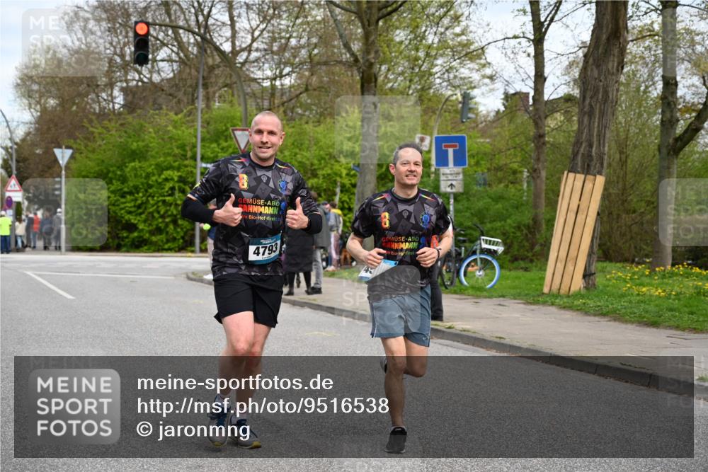12.04.2026 - 45. Internationalen Wilhelmsburger Insellauf J. Mangold http://msf.ph/oto/9516538 12.04.2026 13:18:48 Ziel 4626, 2019, 3940, 3482, 3524, 2572, 3587, 4734, 2061, 4020, 5849, 4639, 3809, 4660, 5849, 4639, 3809, 4660, 2174, 5019, 4543, 4793, 5786, 4112, 3071, 2027, 5007, 4594 meine-sportfotos.de