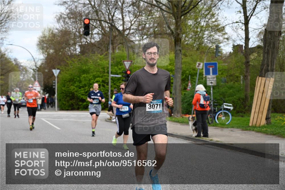 12.04.2026 - 45. Internationalen Wilhelmsburger Insellauf J. Mangold http://msf.ph/oto/9516562 12.04.2026 13:19:05 Ziel 2061, 4020, 5849, 4639, 3809, 4660, 2174, 5019, 4543, 4793, 5786, 4112, 3071, 2027, 5007, 4594, 4984, 3927, 3193, 4469, 5327, 3125, 4518, 5778, 2799, 4972, 3265 meine-sportfotos.de