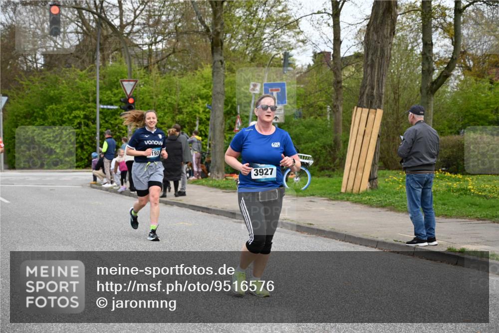 12.04.2026 - 45. Internationalen Wilhelmsburger Insellauf J. Mangold http://msf.ph/oto/9516576 12.04.2026 13:19:08 Ziel 4020, 5849, 4639, 3809, 4660, 2174, 5019, 4543, 4793, 5786, 4112, 3071, 2027, 5007, 4594, 4984, 3927, 3193, 4469, 5327, 3125, 4518, 5778, 2799, 4972, 3265 meine-sportfotos.de