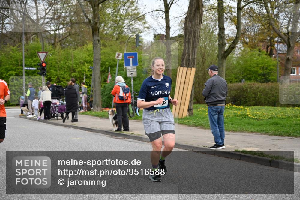 12.04.2026 - 45. Internationalen Wilhelmsburger Insellauf J. Mangold http://msf.ph/oto/9516588 12.04.2026 13:19:10 Ziel 5849, 4639, 3809, 4660, 2174, 5019, 4543, 4793, 5786, 4112, 3071, 2027, 5007, 4594, 4984, 3927, 3193, 4469, 5327, 3125, 4518, 5778, 2799, 4972, 3265, 5003, 3857 meine-sportfotos.de