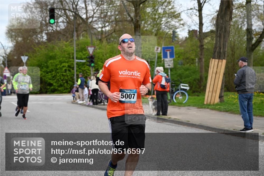 12.04.2026 - 45. Internationalen Wilhelmsburger Insellauf J. Mangold http://msf.ph/oto/9516597 12.04.2026 13:19:11 Ziel 5849, 4639, 3809, 4660, 2174, 5019, 4543, 4793, 5786, 4112, 3071, 2027, 5007, 5007, 4594, 4984, 3927, 3193, 4469, 5327, 3125, 4518, 5778, 2799, 2799, 4972, 3265, 5003, 3857, 2946 meine-sportfotos.de