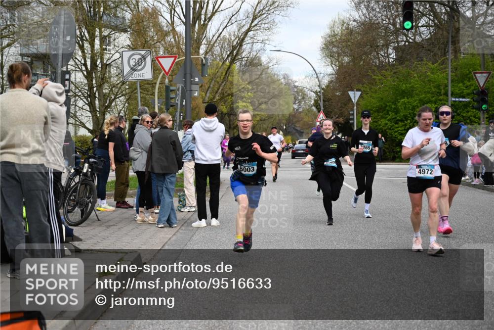 12.04.2026 - 45. Internationalen Wilhelmsburger Insellauf J. Mangold http://msf.ph/oto/9516633 12.04.2026 13:19:19 Ziel 5019, 4543, 4793, 5786, 4112, 3071, 2027, 5007, 4594, 4984, 3927, 3193, 4469, 5327, 3125, 4518, 4518, 5778, 2799, 4972, 3265, 5003, 3857, 2946, 4905, 4274, 2534, 4936, 2366, 3655 meine-sportfotos.de