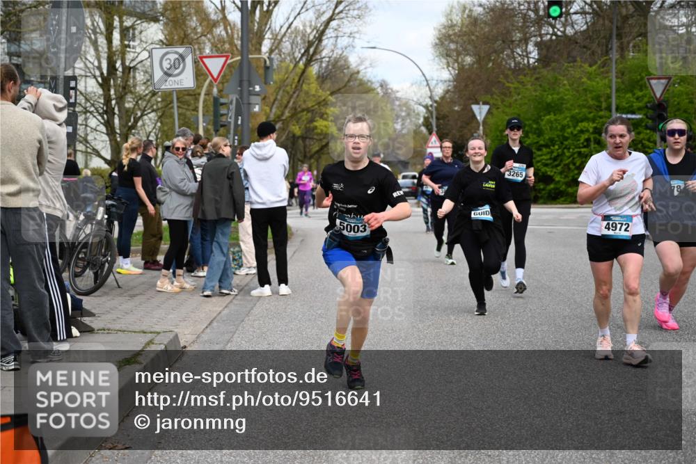 12.04.2026 - 45. Internationalen Wilhelmsburger Insellauf J. Mangold http://msf.ph/oto/9516641 12.04.2026 13:19:20 Ziel 4543, 4793, 5786, 4112, 3071, 2027, 5007, 4594, 4984, 3927, 3193, 4469, 5327, 3125, 4518, 5778, 2799, 4972, 3265, 5003, 3857, 2946, 4905, 4274, 2534, 4936, 2366, 3655 meine-sportfotos.de