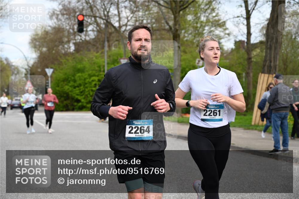 12.04.2026 - 45. Internationalen Wilhelmsburger Insellauf J. Mangold http://msf.ph/oto/9516769 12.04.2026 13:19:45 Ziel 5778, 2799, 4972, 3265, 5003, 3857, 2946, 4905, 4274, 2534, 4936, 2366, 3655, 2261, 2264, 3448, 3449, 2894, 2888, 3898, 2431, 4121, 5308 meine-sportfotos.de