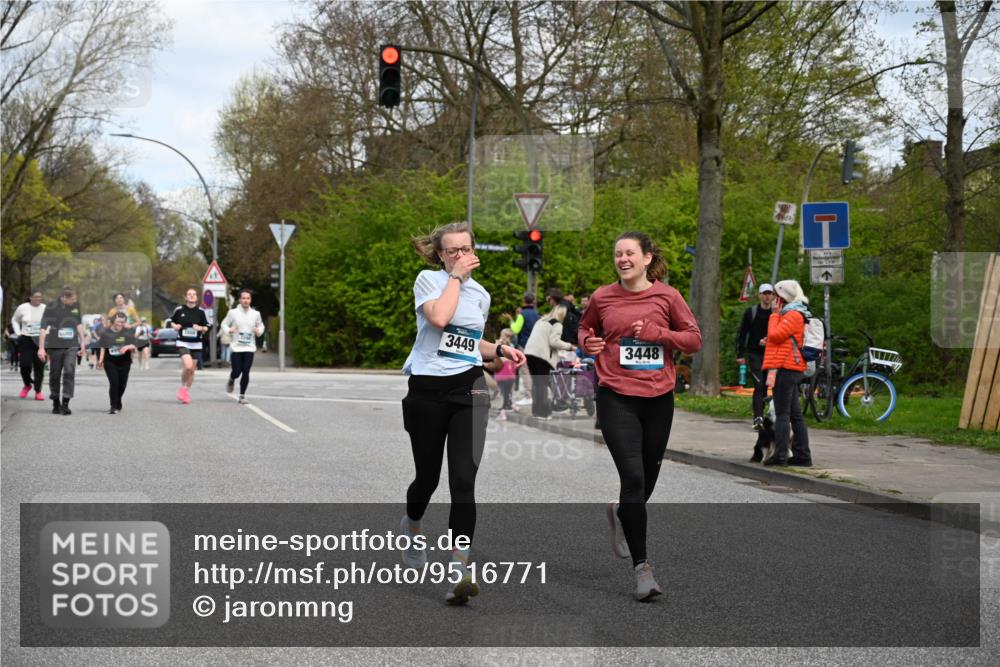 12.04.2026 - 45. Internationalen Wilhelmsburger Insellauf J. Mangold http://msf.ph/oto/9516771 12.04.2026 13:19:49 Ziel 4972, 3265, 5003, 3857, 2946, 4905, 4274, 2534, 4936, 2366, 3655, 2261, 2264, 3448, 3449, 2894, 2888, 3898, 2431, 4121, 5308, 3236, 4718 meine-sportfotos.de