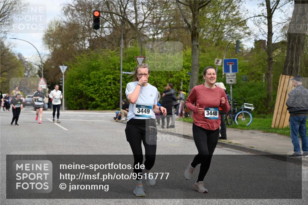 12.04.2026 - 45. Internationalen Wilhelmsburger Insellauf J. Mangold http://msf.ph/oto/9516777 12.04.2026 13:19:50 Ziel 4972, 3265, 5003, 3857, 2946, 4905, 4274, 2534, 4936, 2366, 3655, 2261, 2264, 3448, 3449, 2894, 2888, 3898, 2431, 4121, 5308, 3236, 4718, 2247, 3203 meine-sportfotos.de
