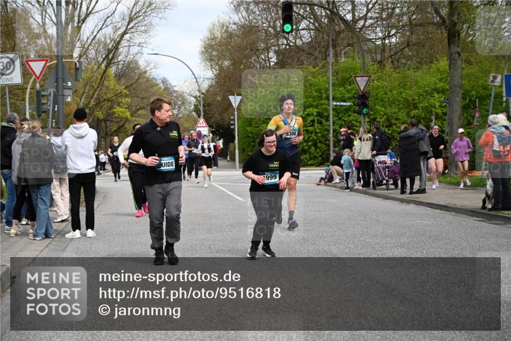 12.04.2026 - 45. Internationalen Wilhelmsburger Insellauf J. Mangold http://msf.ph/oto/9516818 12.04.2026 13:19:58 Ziel 5003, 3857, 2946, 4905, 4274, 2534, 4936, 2366, 3655, 2261, 2264, 3448, 3449, 2894, 2888, 3898, 2431, 4121, 5308, 3236, 4718, 2247, 3203, 5342, 3822, 3821, 4999, 4803, 2224, 4223, 4224, 4954, 5258, 3284 meine-sportfotos.de