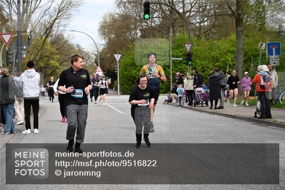 12.04.2026 - 45. Internationalen Wilhelmsburger Insellauf J. Mangold http://msf.ph/oto/9516822 12.04.2026 13:19:59 Ziel 3857, 2946, 4905, 4274, 2534, 4936, 2366, 3655, 2261, 2264, 3448, 3449, 2894, 2888, 3898, 2431, 4121, 5308, 3236, 4718, 2247, 3203, 5342, 3822, 3821, 4999, 4803, 2224, 4223, 4224, 4954, 5258, 3284 meine-sportfotos.de