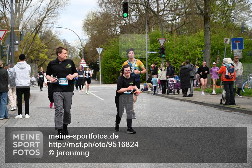 12.04.2026 - 45. Internationalen Wilhelmsburger Insellauf J. Mangold http://msf.ph/oto/9516824 12.04.2026 13:19:59 Ziel 3857, 2946, 4905, 4274, 2534, 4936, 2366, 3655, 2261, 2264, 3448, 3449, 2894, 2888, 3898, 2431, 4121, 5308, 3236, 4718, 2247, 3203, 5342, 3822, 3821, 4999, 4803, 2224, 4223, 4224, 4954, 5258, 3284 meine-sportfotos.de