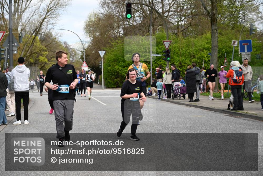 12.04.2026 - 45. Internationalen Wilhelmsburger Insellauf J. Mangold http://msf.ph/oto/9516825 12.04.2026 13:19:59 Ziel 3857, 2946, 4905, 4274, 2534, 4936, 2366, 3655, 2261, 2264, 3448, 3449, 2894, 2888, 3898, 2431, 4121, 5308, 3236, 4718, 2247, 3203, 5342, 3822, 3821, 4999, 4803, 2224, 4223, 4224, 4954, 5258, 3284 meine-sportfotos.de