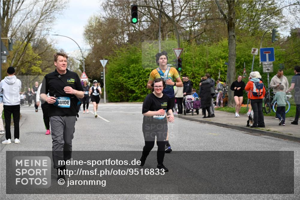 12.04.2026 - 45. Internationalen Wilhelmsburger Insellauf J. Mangold http://msf.ph/oto/9516833 12.04.2026 13:20:00 Ziel 2946, 4905, 4274, 2534, 4936, 2366, 3655, 2261, 2264, 3448, 3449, 2894, 2888, 3898, 3898, 2431, 4121, 5308, 3236, 4718, 3236, 4718, 2247, 3203, 5342, 3822, 3821, 4999, 4803, 2224, 4223, 4224, 4954, 5258, 3284 meine-sportfotos.de