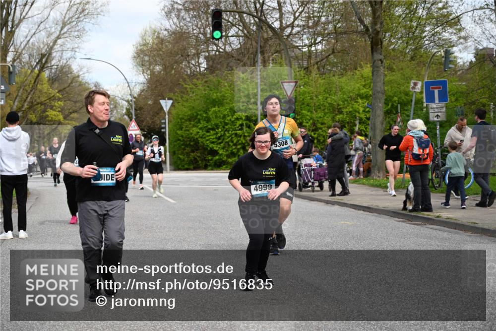 12.04.2026 - 45. Internationalen Wilhelmsburger Insellauf J. Mangold http://msf.ph/oto/9516835 12.04.2026 13:20:00 Ziel 2946, 4905, 4274, 2534, 4936, 2366, 3655, 2261, 2264, 3448, 3449, 2894, 2888, 3898, 3898, 2431, 4121, 5308, 3236, 4718, 3236, 4718, 2247, 3203, 5342, 3822, 3821, 4999, 4803, 2224, 4223, 4224, 4954, 5258, 3284 meine-sportfotos.de