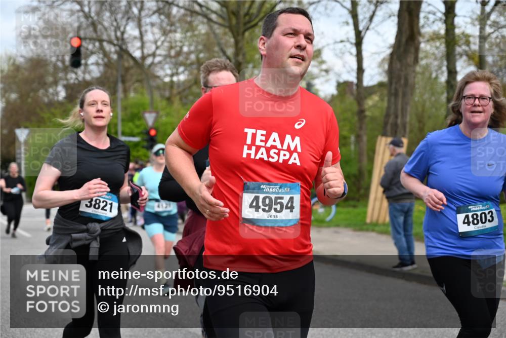 12.04.2026 - 45. Internationalen Wilhelmsburger Insellauf J. Mangold http://msf.ph/oto/9516904 12.04.2026 13:20:11 Ziel 2261, 2264, 3448, 3449, 2894, 2888, 3898, 2431, 4121, 5308, 3236, 4718, 2247, 3203, 5342, 3822, 3821, 4999, 4803, 2224, 4223, 4224, 4954, 5258, 3284, 2469, 4305, 2013, 3233, 5230 meine-sportfotos.de