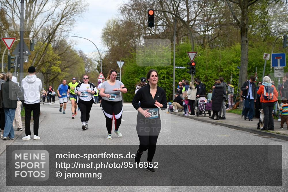 12.04.2026 - 45. Internationalen Wilhelmsburger Insellauf J. Mangold http://msf.ph/oto/9516952 12.04.2026 13:20:22 Ziel 3898, 2431, 4121, 5308, 3236, 4718, 2247, 3203, 5342, 3822, 3821, 4999, 4803, 2224, 4223, 4224, 4954, 5258, 3284, 5258, 3284, 2469, 4305, 2013, 3233, 5230, 5230, 3766, 4103, 4341, 5633, 4284 meine-sportfotos.de