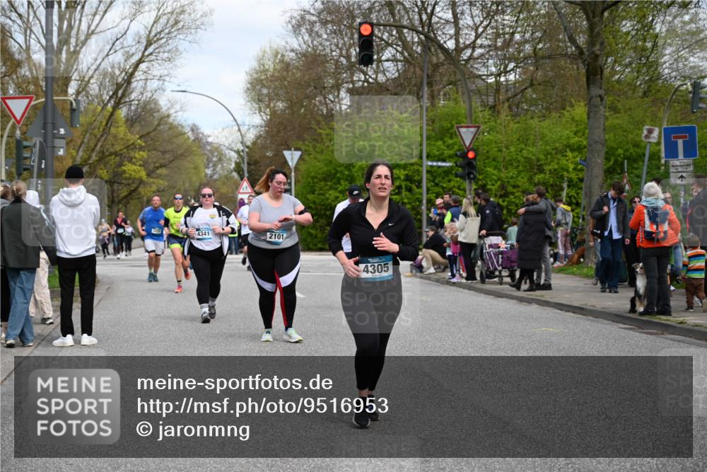 12.04.2026 - 45. Internationalen Wilhelmsburger Insellauf J. Mangold http://msf.ph/oto/9516953 12.04.2026 13:20:22 Ziel 3898, 2431, 4121, 5308, 3236, 4718, 2247, 3203, 5342, 3822, 3821, 4999, 4803, 2224, 4223, 4224, 4954, 5258, 3284, 5258, 3284, 2469, 4305, 2013, 3233, 5230, 5230, 3766, 4103, 4341, 5633, 4284 meine-sportfotos.de