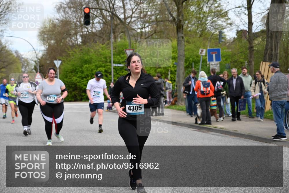12.04.2026 - 45. Internationalen Wilhelmsburger Insellauf J. Mangold http://msf.ph/oto/9516962 12.04.2026 13:20:22 Ziel 3898, 2431, 4121, 5308, 3236, 4718, 2247, 3203, 5342, 3822, 3821, 4999, 4803, 2224, 4223, 4224, 4954, 5258, 3284, 5258, 3284, 2469, 4305, 2013, 3233, 5230, 5230, 3766, 4103, 4341, 5633, 4284 meine-sportfotos.de