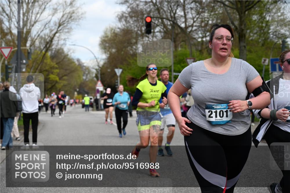 12.04.2026 - 45. Internationalen Wilhelmsburger Insellauf J. Mangold http://msf.ph/oto/9516988 12.04.2026 13:20:27 Ziel 2431, 4121, 5308, 3236, 4718, 2247, 3203, 5342, 3822, 3821, 4999, 4803, 2224, 4223, 4224, 4954, 5258, 3284, 2469, 2469, 4305, 2013, 3233, 5230, 3766, 4103, 4341, 5633, 4284, 4293, 5543 meine-sportfotos.de