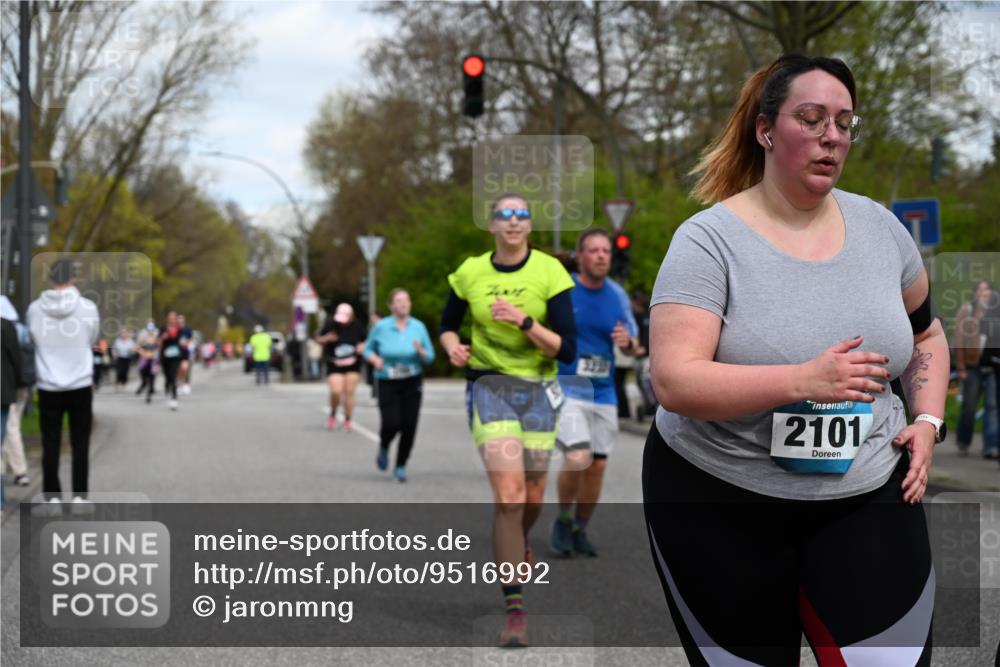 12.04.2026 - 45. Internationalen Wilhelmsburger Insellauf J. Mangold http://msf.ph/oto/9516992 12.04.2026 13:20:28 Ziel 2431, 4121, 5308, 3236, 4718, 2247, 3203, 5342, 3822, 3821, 4999, 4803, 2224, 4223, 4224, 4954, 5258, 3284, 2469, 4305, 2013, 3233, 5230, 3766, 4103, 4341, 5633, 4284, 4293, 5543, 2363 meine-sportfotos.de