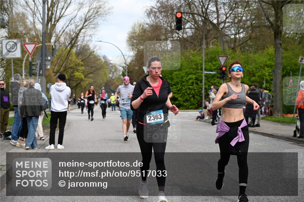 12.04.2026 - 45. Internationalen Wilhelmsburger Insellauf J. Mangold http://msf.ph/oto/9517033 12.04.2026 13:20:39 Ziel 2247, 3203, 5342, 3822, 3821, 4999, 4803, 2224, 4223, 4224, 4954, 5258, 3284, 2469, 4305, 2013, 3233, 5230, 3766, 4103, 4341, 5633, 4284, 4293, 5543, 2363, 2101, 4417, 3552, 3551, 2333, 4018, 5716 meine-sportfotos.de