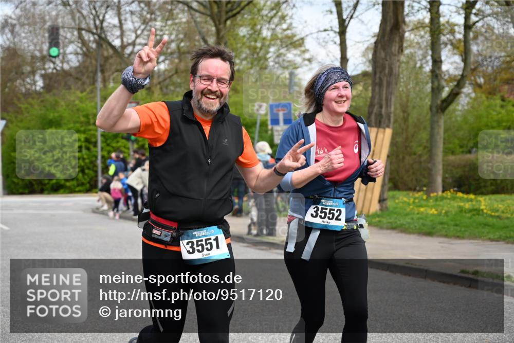 12.04.2026 - 45. Internationalen Wilhelmsburger Insellauf J. Mangold http://msf.ph/oto/9517120 12.04.2026 13:20:49 Ziel 2469, 4305, 2013, 3233, 5230, 3766, 4103, 4341, 5633, 4284, 4293, 5543, 5543, 2363, 2101, 4417, 3552, 3551, 2333, 4018, 5716, 4319, 5297, 4878, 5484, 2692 meine-sportfotos.de