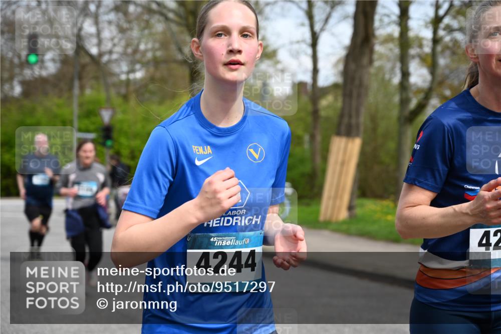 12.04.2026 - 45. Internationalen Wilhelmsburger Insellauf J. Mangold http://msf.ph/oto/9517297 12.04.2026 13:21:35 Ziel 4878, 5484, 2692, 4444, 4800, 4047, 2175, 3402, 5482, 4017, 3676, 2628, 2628, 3251, 5201, 3109, 4404, 4362, 2473, 2552, 2130, 2840, 3998, 2840, 3998, 5462, 5205, 4809, 2002, 2332 meine-sportfotos.de