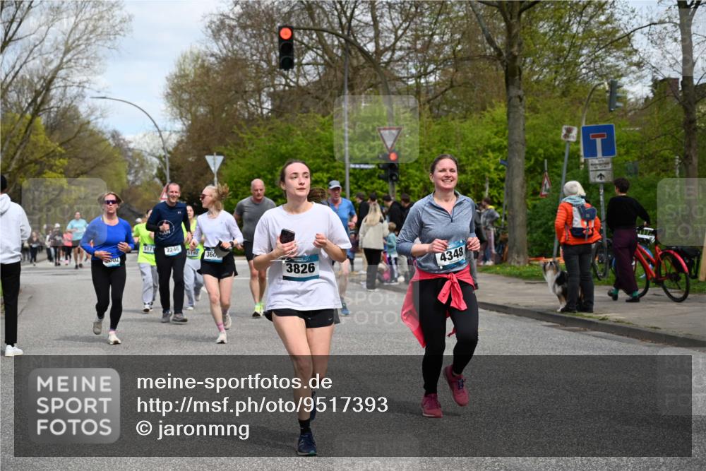 12.04.2026 - 45. Internationalen Wilhelmsburger Insellauf J. Mangold http://msf.ph/oto/9517393 12.04.2026 13:21:56 Ziel 3676, 2628, 3251, 5201, 3109, 4404, 4362, 2473, 2552, 2130, 2840, 3998, 5462, 5205, 4809, 2002, 2332, 2332, 2116, 3581, 3235, 3915, 5080, 4348, 5085, 3603, 3602, 5092, 2246, 5192, 5171, 3162, 4443, 4442, 3746, 5290, 3057, 3667, 5304, 4210 meine-sportfotos.de