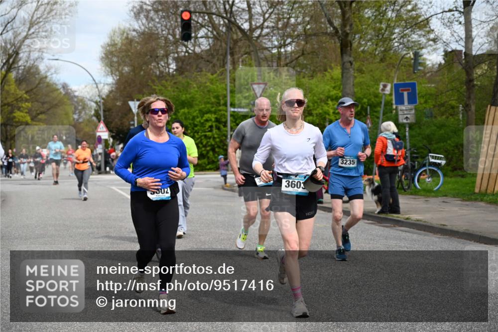 12.04.2026 - 45. Internationalen Wilhelmsburger Insellauf J. Mangold http://msf.ph/oto/9517416 12.04.2026 13:21:59 Ziel 3676, 2628, 3251, 5201, 3109, 4404, 4362, 2473, 2552, 2130, 2840, 3998, 5462, 5205, 4809, 2002, 2332, 2116, 3581, 3235, 3915, 5080, 4348, 5085, 3603, 3602, 5092, 2246, 5192, 5171, 2246, 5192, 5171, 3162, 4443, 4442, 3746, 5290, 3057, 3667, 5304, 4210 meine-sportfotos.de