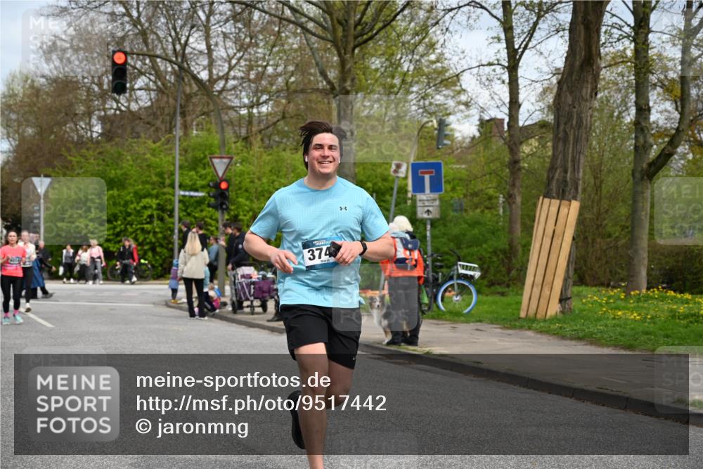 12.04.2026 - 45. Internationalen Wilhelmsburger Insellauf J. Mangold http://msf.ph/oto/9517442 12.04.2026 13:22:10 Ziel 2130, 2840, 3998, 5462, 5205, 4809, 2002, 2332, 2116, 3581, 3235, 3915, 5080, 4348, 5085, 3603, 3602, 5092, 2246, 5192, 5171, 3162, 4443, 4442, 3746, 5290, 3057, 3667, 5304, 4210, 4014, 2158 meine-sportfotos.de