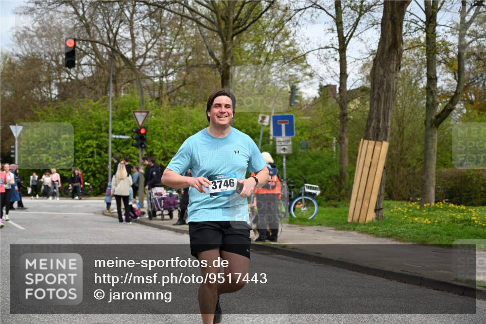 12.04.2026 - 45. Internationalen Wilhelmsburger Insellauf J. Mangold http://msf.ph/oto/9517443 12.04.2026 13:22:10 Ziel 2130, 2840, 3998, 5462, 5205, 4809, 2002, 2332, 2116, 3581, 3235, 3915, 5080, 4348, 5085, 3603, 3602, 5092, 2246, 5192, 5171, 3162, 4443, 4442, 3746, 5290, 3057, 3667, 5304, 4210, 4014, 2158 meine-sportfotos.de
