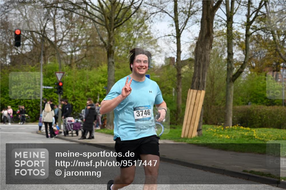 12.04.2026 - 45. Internationalen Wilhelmsburger Insellauf J. Mangold http://msf.ph/oto/9517447 12.04.2026 13:22:10 Ziel 2130, 2840, 3998, 5462, 5205, 4809, 2002, 2332, 2116, 3581, 3235, 3915, 5080, 4348, 5085, 3603, 3602, 5092, 2246, 5192, 5171, 3162, 4443, 4442, 3746, 5290, 3057, 3667, 5304, 4210, 4014, 2158 meine-sportfotos.de