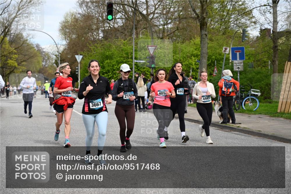 12.04.2026 - 45. Internationalen Wilhelmsburger Insellauf J. Mangold http://msf.ph/oto/9517468 12.04.2026 13:22:14 Ziel 5205, 4809, 2002, 2332, 2116, 3581, 3235, 3915, 5080, 4348, 5085, 3603, 3602, 5092, 2246, 5192, 5171, 3162, 4443, 4442, 3746, 5290, 5290, 3057, 3667, 5304, 4210, 4014, 2158, 2158, 5314 meine-sportfotos.de