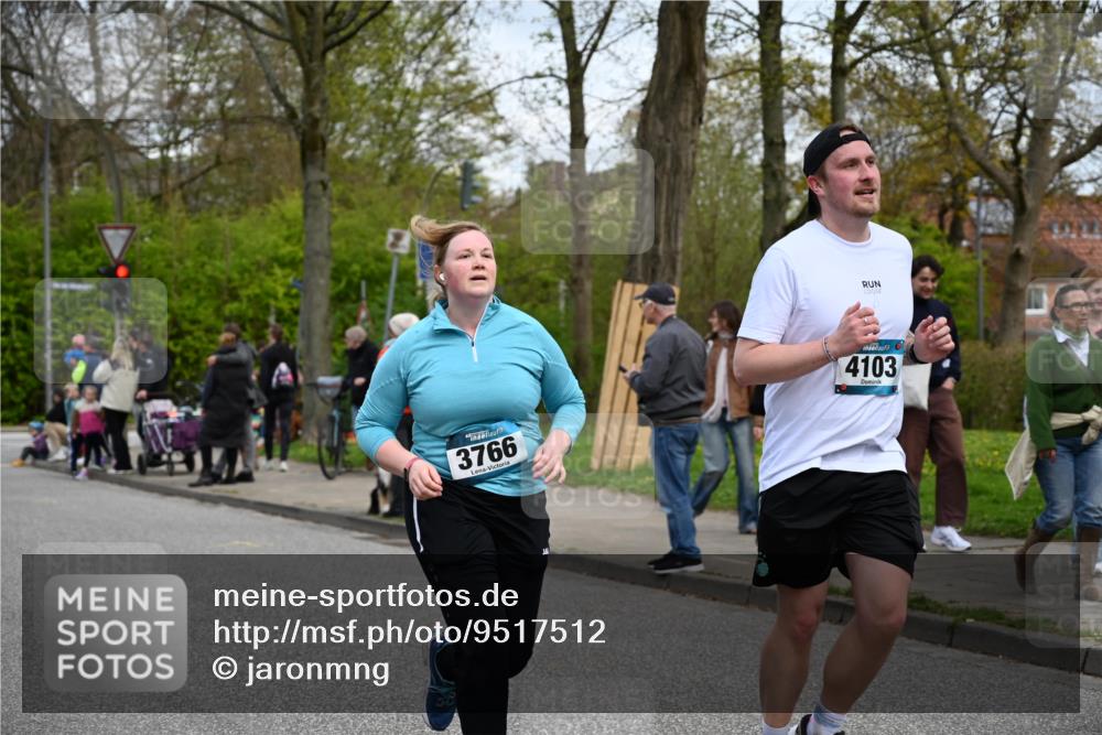 12.04.2026 - 45. Internationalen Wilhelmsburger Insellauf J. Mangold http://msf.ph/oto/9517512 12.04.2026 13:20:32 Ziel 2431, 4121, 5308, 3236, 4718, 2247, 3203, 5342, 3822, 3821, 4999, 4803, 2224, 4223, 4224, 4954, 5258, 3284, 2469, 4305, 2013, 3233, 3233, 5230, 3766, 4103, 4341, 4341, 5633, 4284, 4293, 5543, 2363, 2101, 4417 meine-sportfotos.de