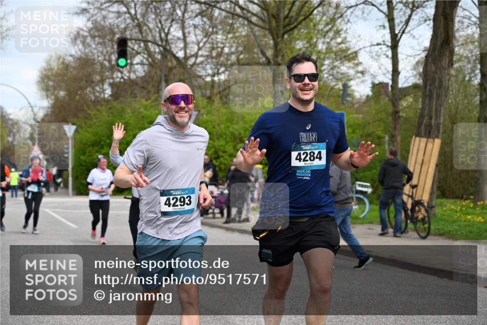 12.04.2026 - 45. Internationalen Wilhelmsburger Insellauf J. Mangold http://msf.ph/oto/9517571 12.04.2026 13:20:43 Ziel 4803, 2224, 4223, 4224, 4954, 5258, 3284, 2469, 4305, 2013, 3233, 5230, 3766, 4103, 4341, 5633, 4284, 4293, 5543, 2363, 2101, 4417, 3552, 3551, 2333, 4018, 5716, 4319 meine-sportfotos.de
