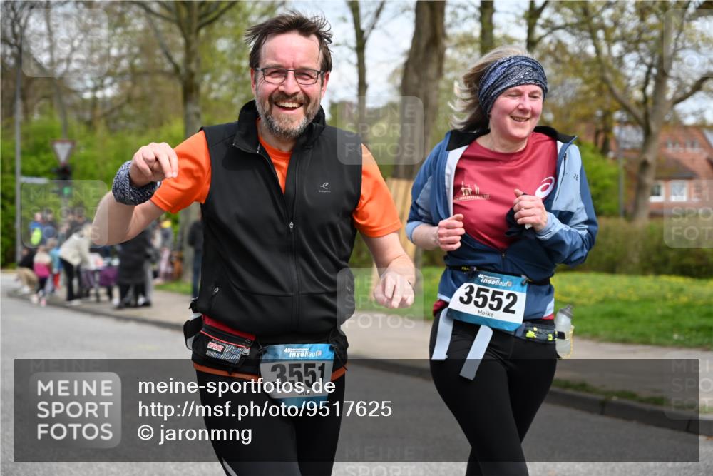 12.04.2026 - 45. Internationalen Wilhelmsburger Insellauf J. Mangold http://msf.ph/oto/9517625 12.04.2026 13:20:50 Ziel 2469, 4305, 2013, 3233, 5230, 3766, 4103, 4341, 5633, 4284, 4293, 5543, 2363, 2101, 4417, 3552, 3551, 2333, 4018, 4018, 5716, 4319, 5297, 4878, 5484, 2692 meine-sportfotos.de